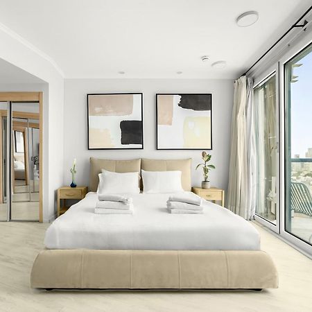 Superb Beachfront Apartments With Shelter By Sea N' Rent Tel Aviv Dış mekan fotoğraf