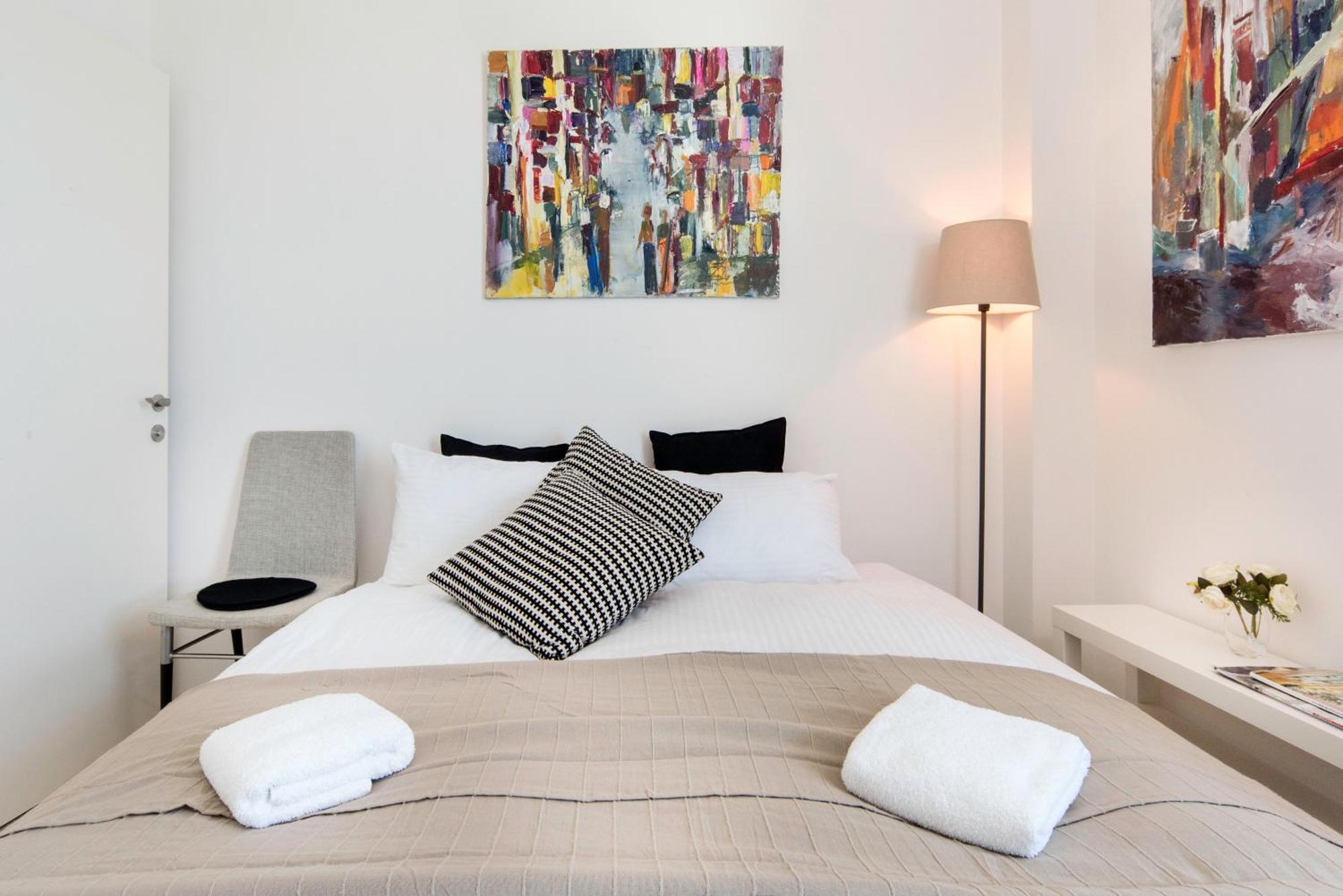 Superb Beachfront Apartments With Shelter By Sea N' Rent Tel Aviv Oda fotoğraf