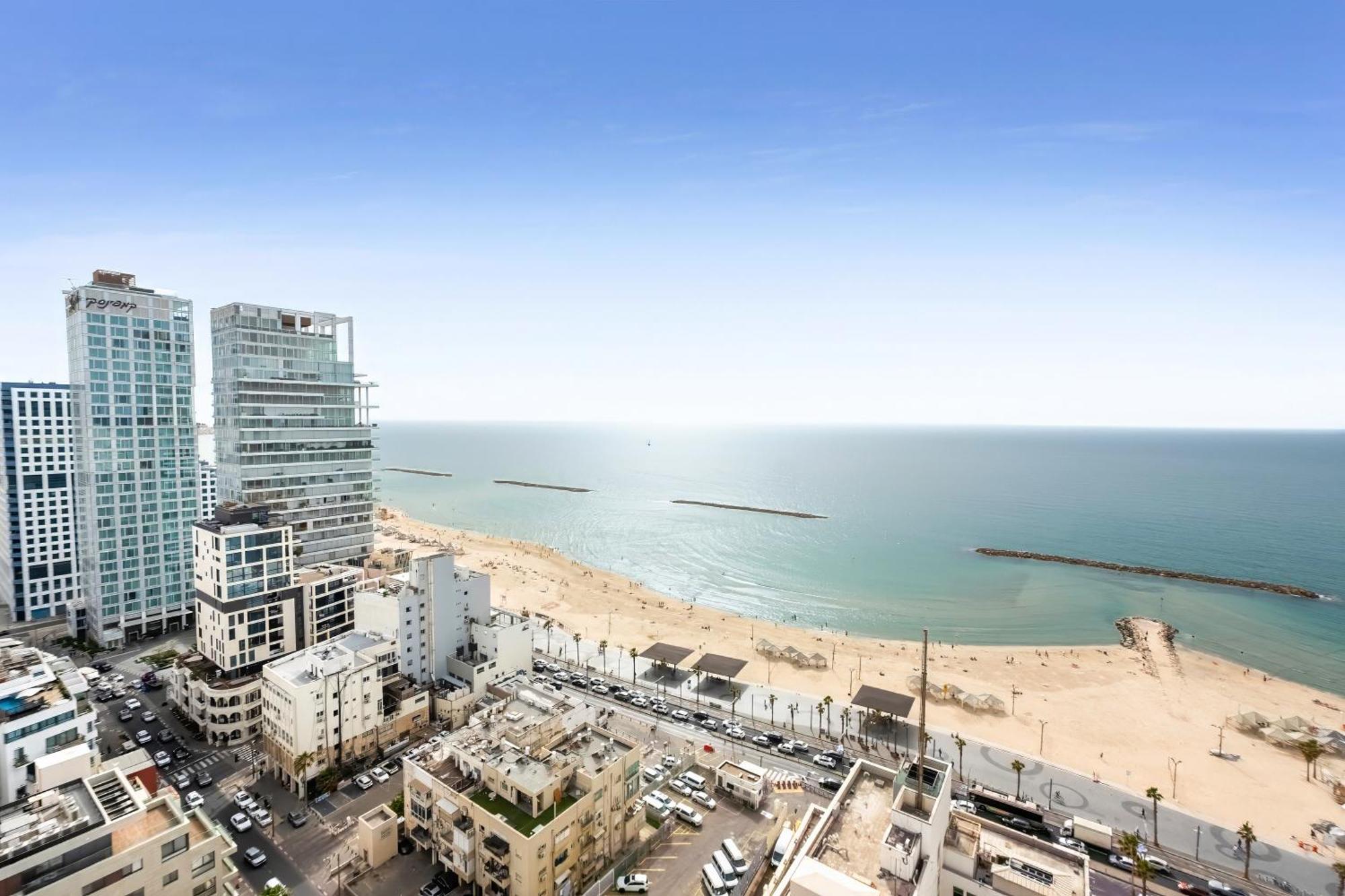 Superb Beachfront Apartments With Shelter By Sea N' Rent Tel Aviv Dış mekan fotoğraf