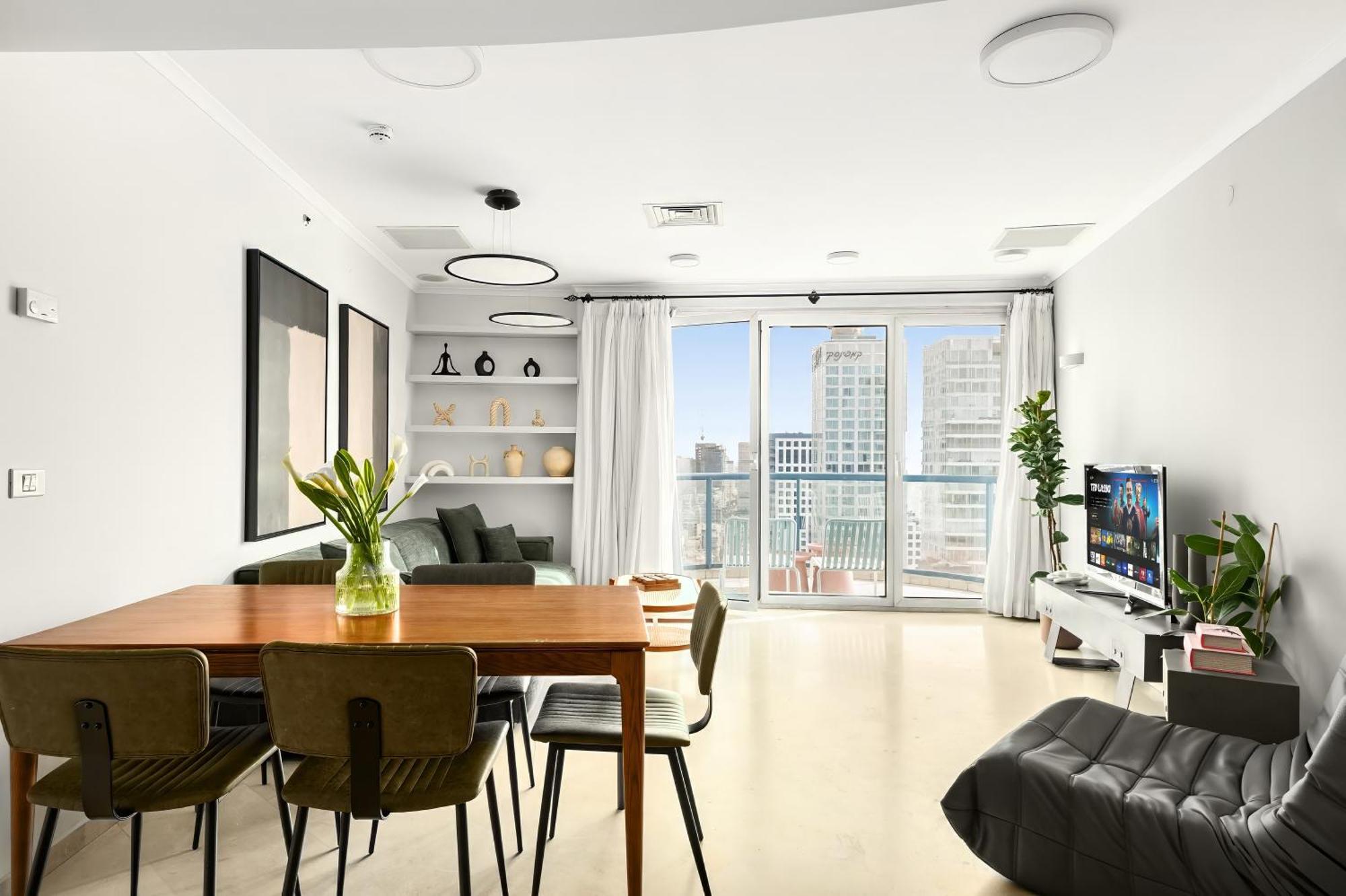 Superb Beachfront Apartments With Shelter By Sea N' Rent Tel Aviv Dış mekan fotoğraf